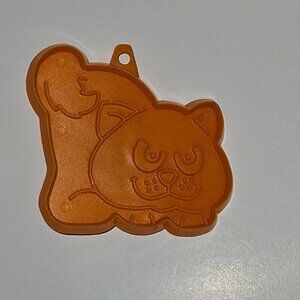VTG Playful Kitty Cat Hallmark Orange Plastic Cookie Cutter Halloween